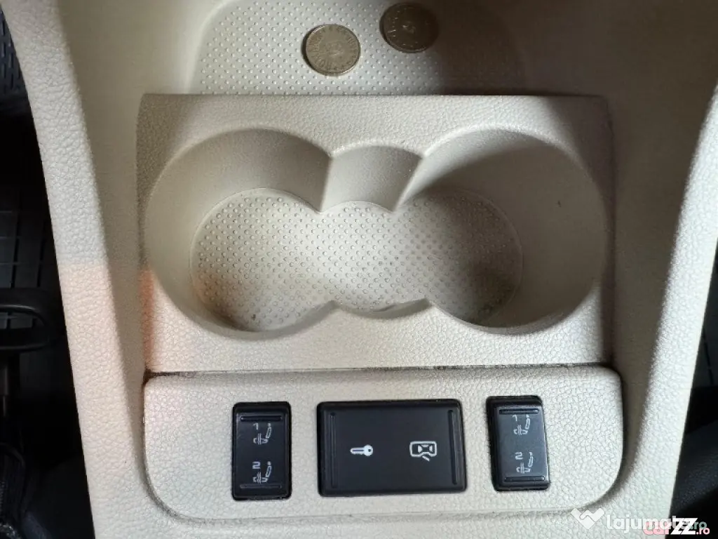 Skoda Fabia MK2 BEJ