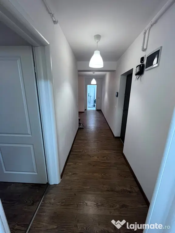 Apartament de 3 camere de inchiriat