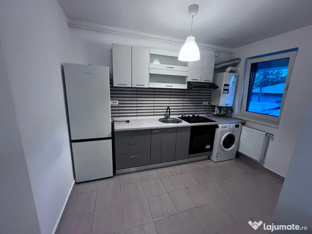 Apartament de 3 camere de inchiriat