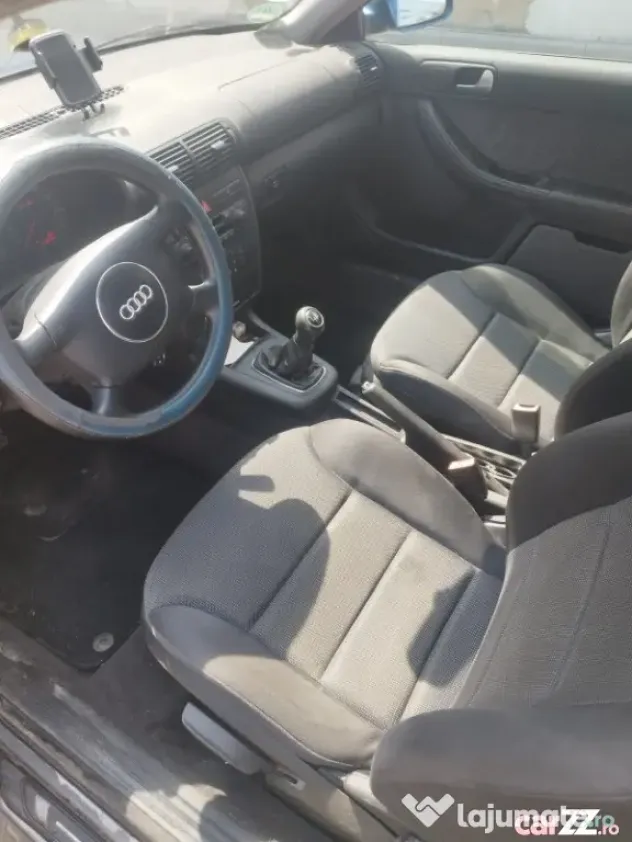 Autoturism Audi A3 (hatchback), 1.6 i 8L1 (benzină), 2001