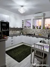 Apartament cu 2 camere și balcon cu vedere port Bd Ferdi... 