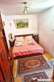 Trei camere, etajul 1, Piata Km 4-5 