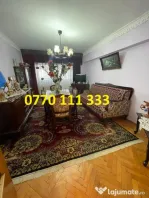 - Apartament 3 camere Calarasilor, suprafata totala 73mp