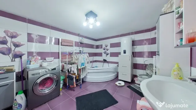 Casă renovată la cheie cu 2 camere în Pecica