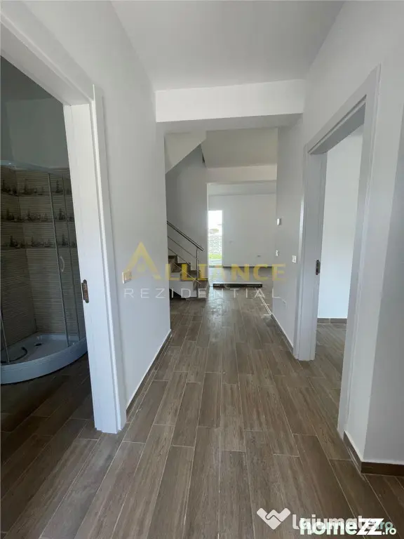 Vila cu 4 camere | Str. Miorita | Intrare Comuna Berceni