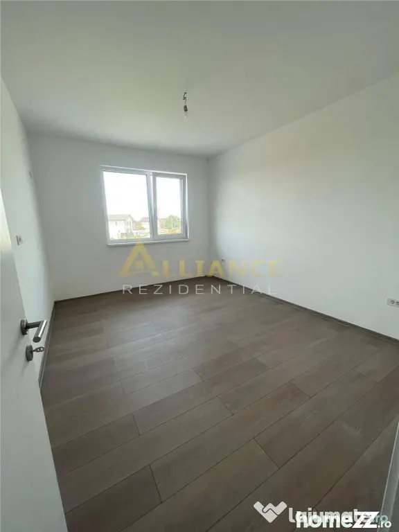 Vila cu 4 camere | Str. Miorita | Intrare Comuna Berceni