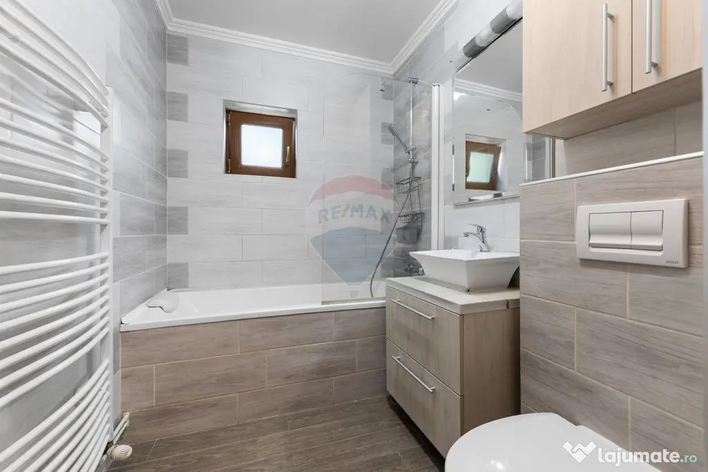 Apartament modern, de închiriat, 3 camere – Micălaca,...