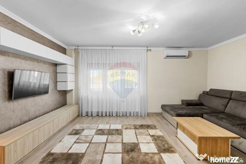 Apartament modern, de închiriat, 3 camere – Micălaca,...