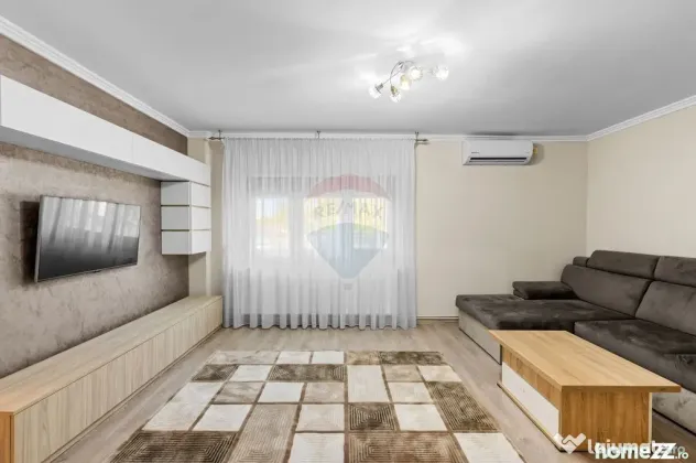 Apartament modern, de închiriat, 3 camere – Micălaca,...