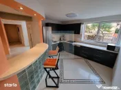 Casă spațioasă | 223 mp utili | teren 1.000 mp-zona Cr...