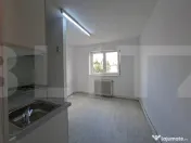 Garsoniera luminoasa cu bucatarie mobilata, renovata, zona S 