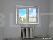 Garsoniera luminoasa cu bucatarie mobilata, renovata, zona S 