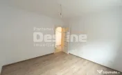 Apartament cu doua camere, decomandat, Soarelui. 