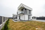 Casă individuală nouă , 4 camere, teren 519 mp, Sanpetru