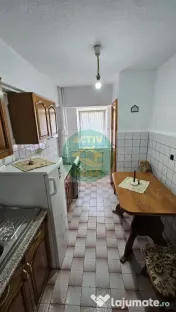 De inchiriat apartament zona Pietonal Stefan cel Mare