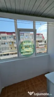 De inchiriat apartament zona Pietonal Stefan cel Mare