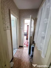 Apartament cu 2 camere de vânzare în zona Precista 