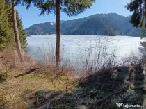Teren intravilan de vânzare – 3100 mp Colibita, front lac