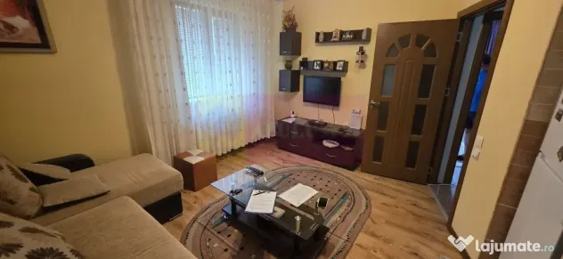 Apartament cu 2 camere de vanzare in Sinaia