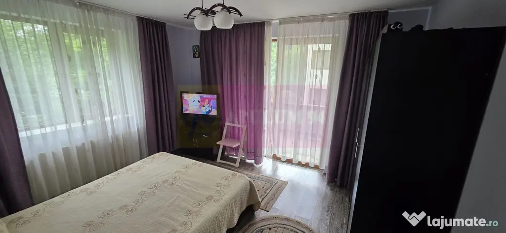 Apartament cu 2 camere de vanzare in Sinaia