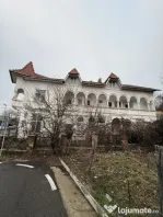 Clădire P+1 cu 9 camere și Terasă Spectaculoasă, Ideală