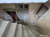 Clădire P+1 cu 9 camere și Terasă Spectaculoasă, Ideală