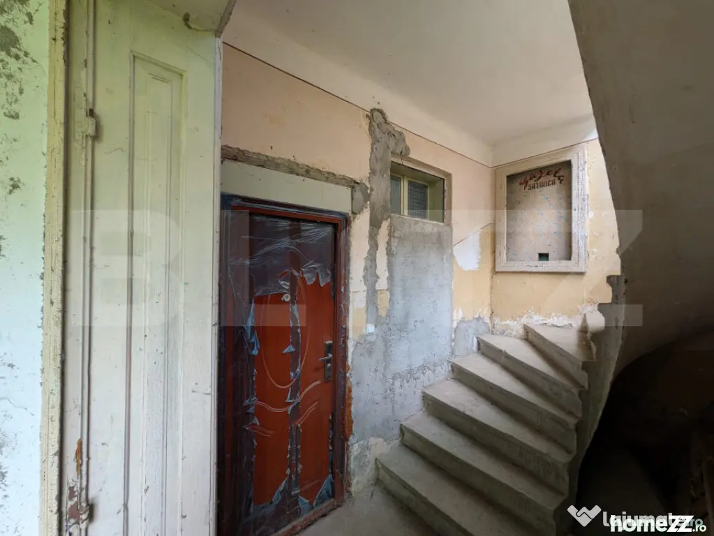 Clădire P+1 cu 9 camere și Terasă Spectaculoasă, Ideală - Pucioasa (Dambovita)