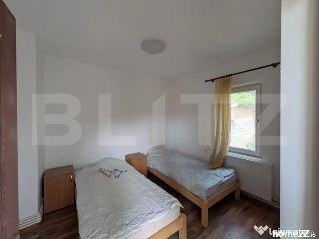 Clădire P+1 cu 9 camere și Terasă Spectaculoasă, Ideală - Pucioasa (Dambovita)