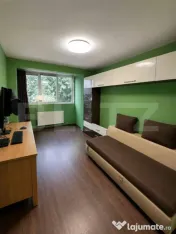 Apartament cu 3 camere mari si Luminoase, garaj inclus, etaj