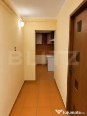 Apartament cu 3 camere mari si Luminoase, garaj inclus, etaj