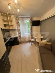 Apartament cu 2 camere de închiriat, 52 mp, zona Complex -