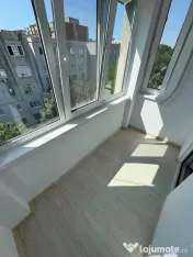 De vanzare apartament cu 2 camere, renovat, etaj 4 , Maze... 