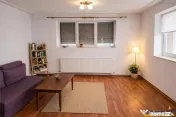 Casa stil sasesc cu garsoniera, garaj, curte, gradina, Bod, 