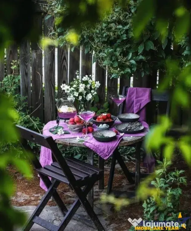 Casa stil sasesc cu garsoniera, garaj, curte, gradina, Bod,