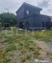 Casa individuala, posibilitate compartimentare in 4 camere, 