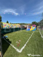 Casă individuală cu piscină, curte amenajată și afacere 