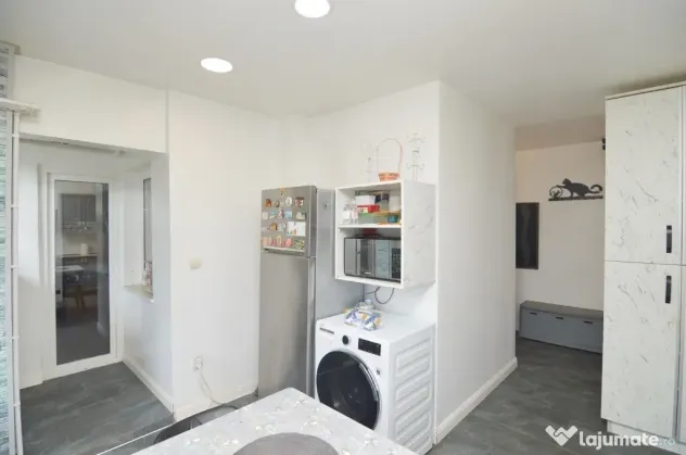 Oferta Vanzare Apartament 3 Camere Rahova | Localizare Excelenta