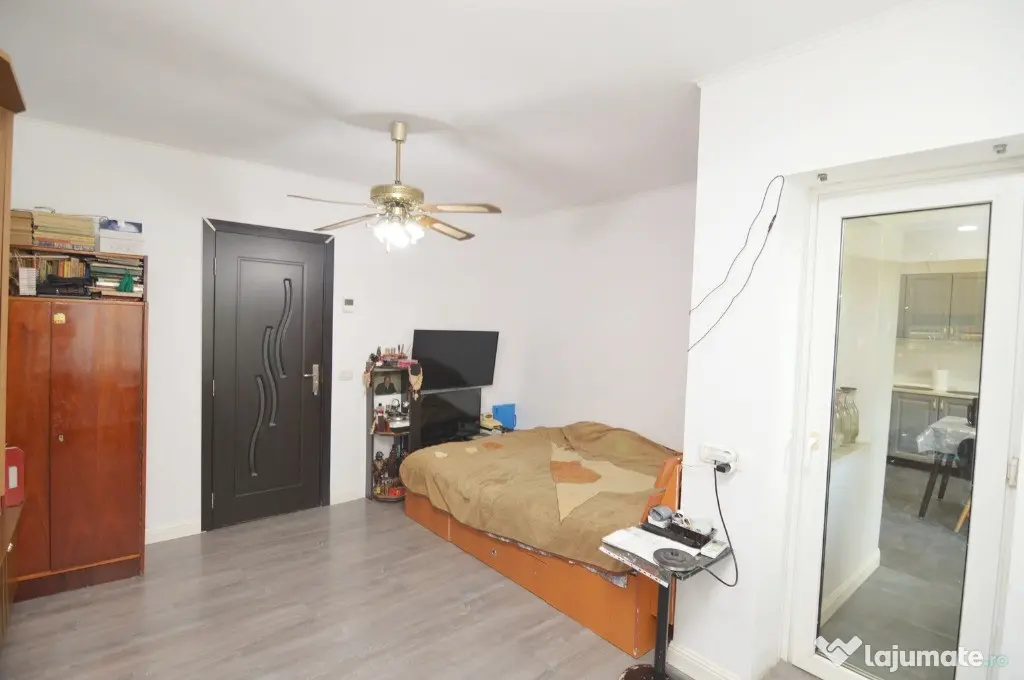 Oferta Vanzare Apartament 3 Camere Rahova | Localizare Excelenta