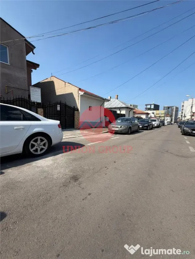 Casa Renovata si Mobilata Complet - Pozitionare Excelenta -