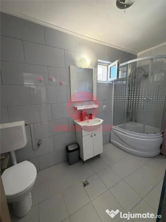 Casa Renovata si Mobilata Complet - Pozitionare Excelenta -