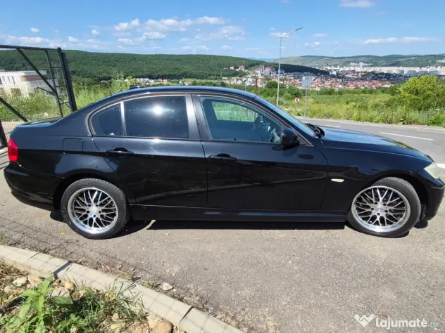 Vand BMW Seria 3 318D E90 facelift