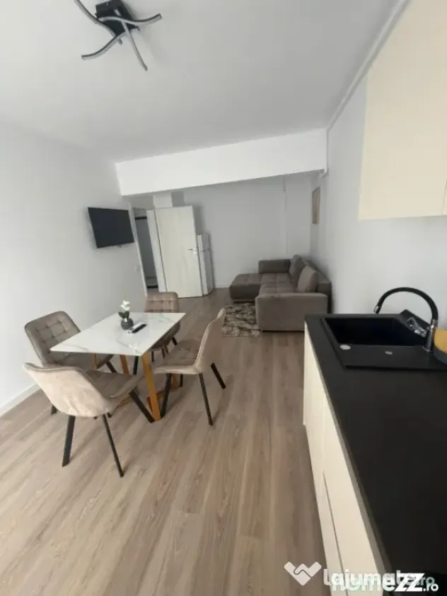 Apartament 2 camere, 50 mp, zona Rafinaria Vega - Ploiesti (Prahova)