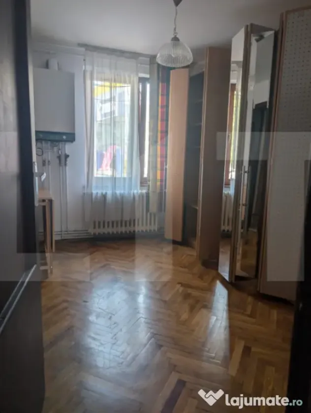 De inchiriat spatiu comercial ultracentral 3 camere 70 mp