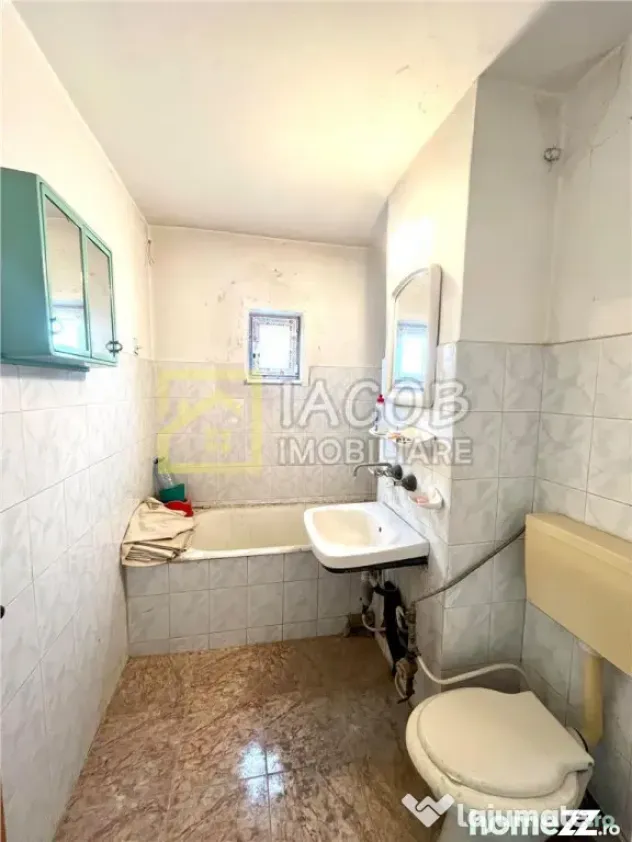 Str. Neagoe Voda, 3 camere, etaj 3, Bacau - Bacau (Bacau)