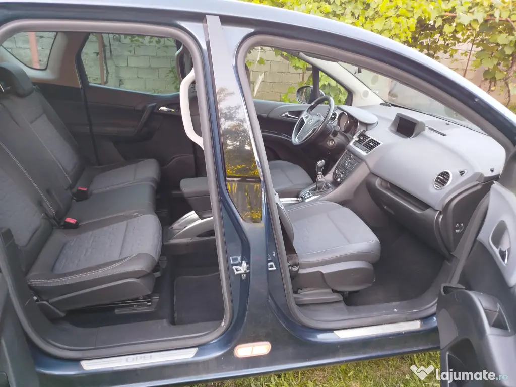 Opel Meriva b autoturism.