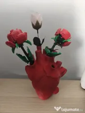 Vază decorativă inimă anatomică 