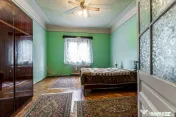 PREȚ NOU! Casă cu teren de 370 mp | Zona Funcționarilo...