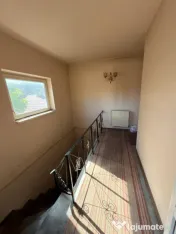 Casă P+1 de vânzare, 4 camere, aproape de centru, ideală 