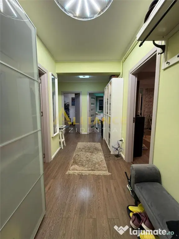 15 MINUTE METROU 1 DECEMBRIE - 3 CAMERE PARCARE SUBTERANA