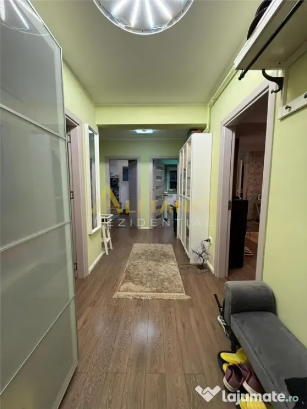15 MINUTE METROU 1 DECEMBRIE - 3 CAMERE PARCARE SUBTERANA